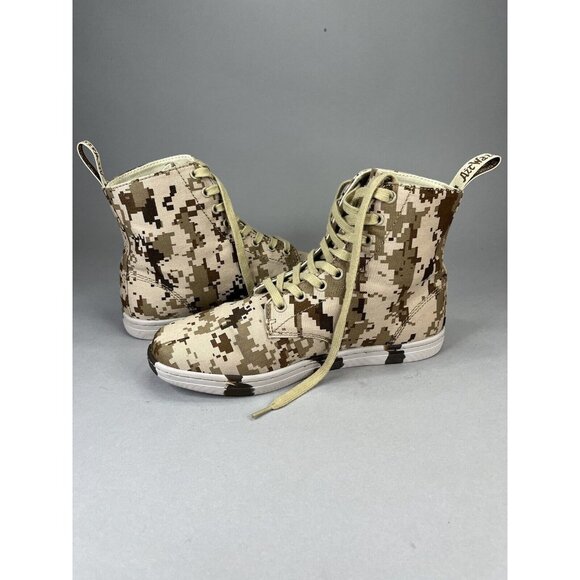 Dr Martens Alfie M9 L10 8 Eye Desert Camo Pixelated Canvas Ankle Boot 42 EU - Picture 2 of 8